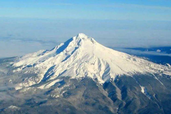 美国最危险的火山：圣海伦斯火山(喷发火山灰导致黑夜)