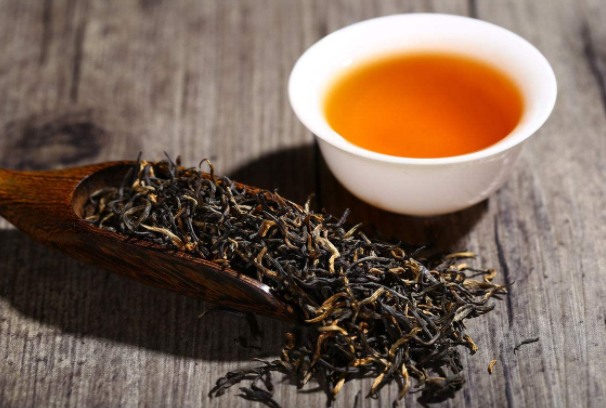 红茶有几种：四种(功夫茶、小种茶、红碎茶、印度红茶)
