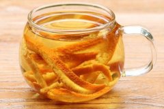 橘子皮泡水喝的功效：提高免疫力(维生素A和维生素C)