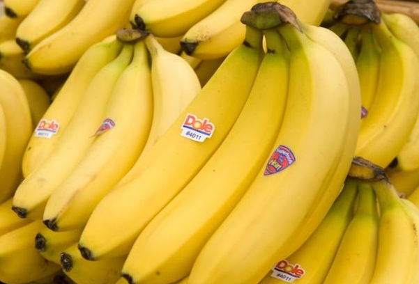 香蕉的功效和作用：预防高血压、通便、富含维生素