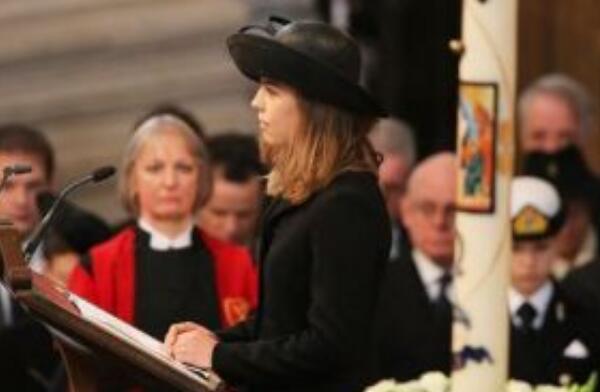 阿曼达·撒切尔简介：英国前首相的孙女，因葬礼致辞而走红