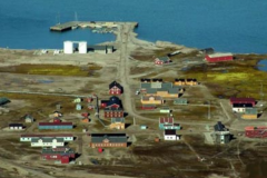 第一个北极考察站叫什么名：霍迪根气象站(建于1994年)