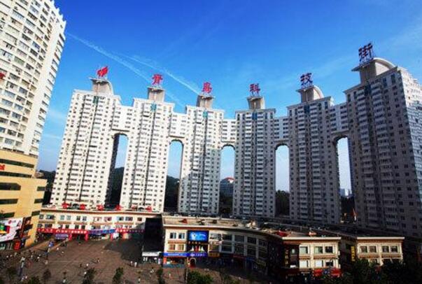 2018中国十大最丑建筑排行榜，柳州双鱼汇长得像尿壶