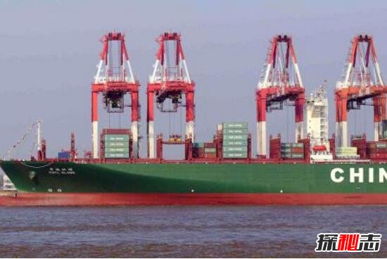 世界最大集装箱货轮，中国制造的中海环球号(4个足球场大)