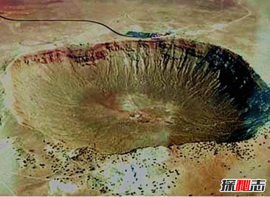 世界上最大的陨石坑，希克苏鲁伯陨石坑(造成恐龙灭绝)