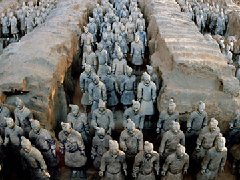 世界八大奇迹最新排名，中国秦陵兵马俑荣登榜单