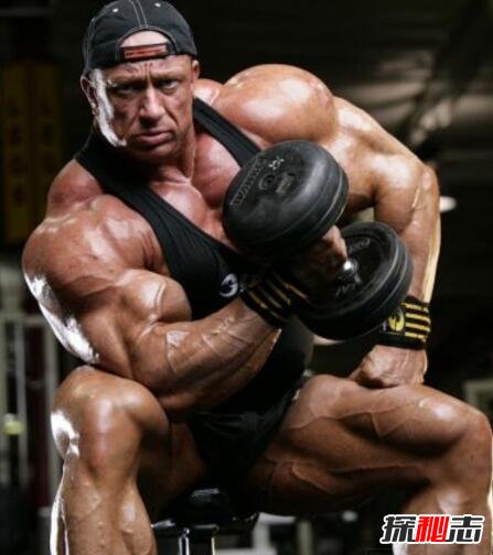 世界上肌肉最恐怖的人：5个健身狂魔,胸肌比头大！