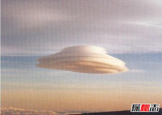 挪威赫斯达伦现象，山谷惊现诡异光团疑似UFO
