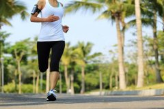 为什么奔跑时心脏会剧烈跳动?氧气需求增大(对心脏有利)