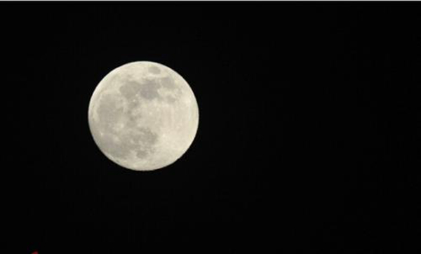 月亮月相有哪几种？不同月相被称为什么（朔月为首个）