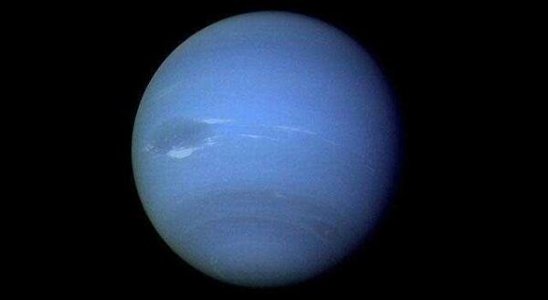 海王星有多冷，表面温度零下218℃（血浆瞬间冻结/细胞死亡）