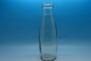 玻璃牛奶瓶是什么垃圾，可回收物垃圾（有循环利用价值）