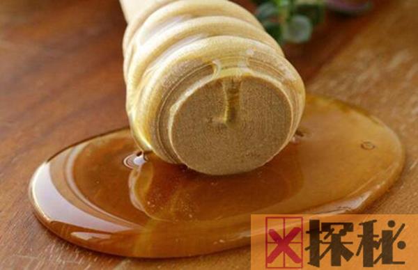 蜂蜜放了10年还能吃 尚未发酵可以食用发酵禁食