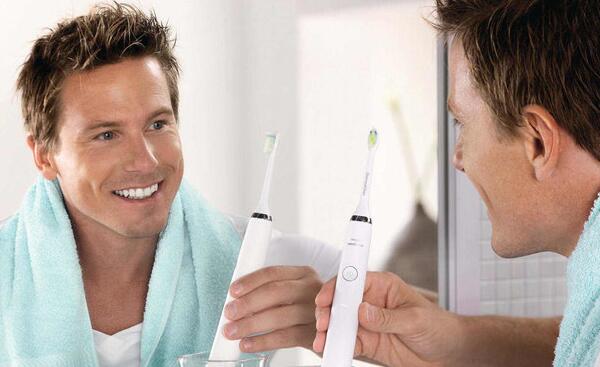 电动牙刷可以托运吗，不可以托运（带锂电池/上飞机需随身携带）