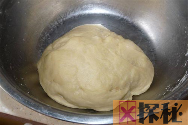 面包不拉丝什么原因 原来只有高筋面粉才能做拉丝面包