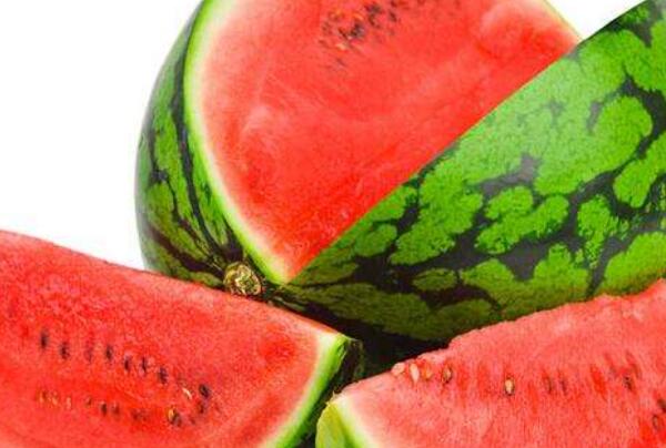 西瓜和桃子可以一起吃吗 西瓜桃子一起吃有哪些好处