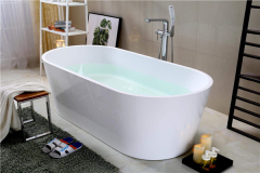 家用浴缸尺寸一般多大合适 怎么选择合适的浴缸大小