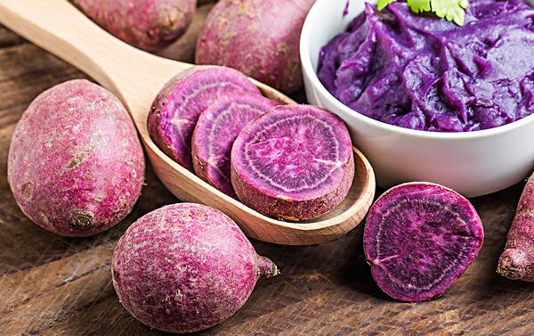 紫心山芋是紫薯吗，不是（产地、营养价值、功效都不同）