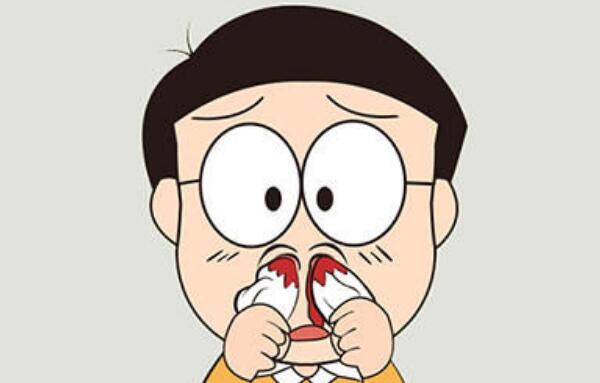 经常流鼻血的原因，挖鼻不当、日晒过多、高血压引发