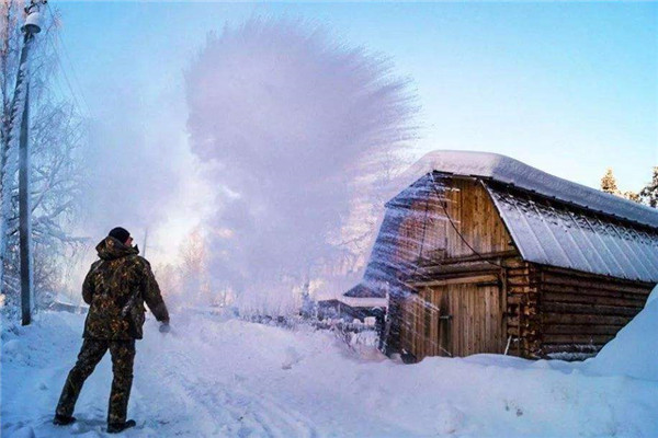 世界上最冷地方的民族 西伯利亚东北部的奥伊米亚康