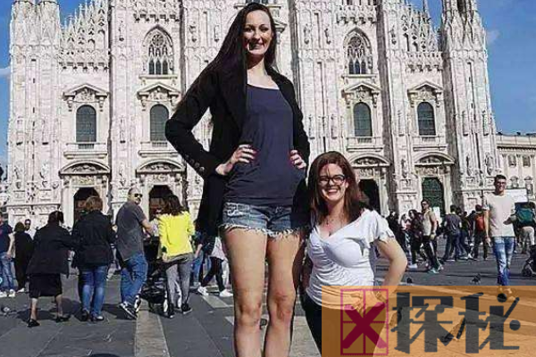 世界第一长腿小姐:腿长1.32米(相当于身高的2/3)
