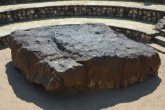 世界上最大最重的陨石:重达60吨(已完好保存8万年)