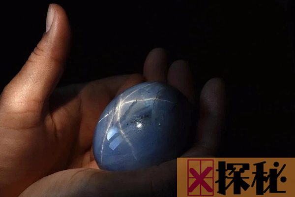 世界上最大的蓝宝石:足足有鹅蛋大小(重达半斤)