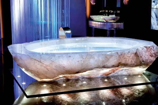 世界上最贵的浴缸:由整块的巨型宝石制作(价值1100万元)
