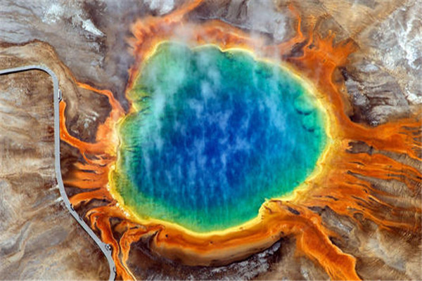 世界上最恐怖的超级火山 黄石火山（黄石国家公园地下）
