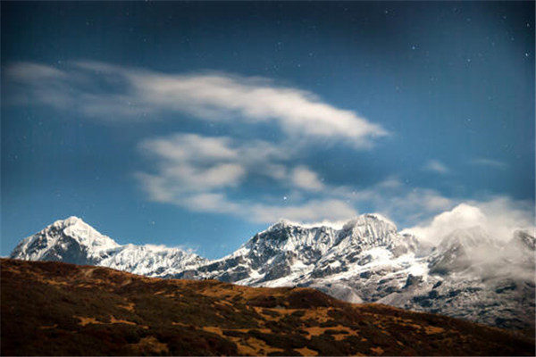 世界第三高峰是什么 干城章嘉峰（位于尼泊尔印度边界）