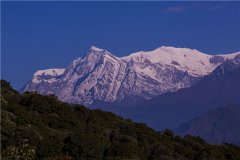 世界第七高峰是哪个 道拉吉里峰（海拔高度8167米）