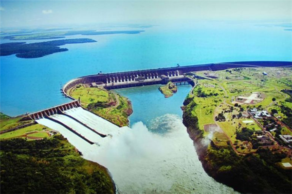 世界上最大的10座大坝 三峡大坝上榜创造无数奇迹