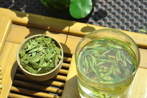 中国最贵的茶:西湖龙井茶，10万元一公斤(乾隆盛赞)