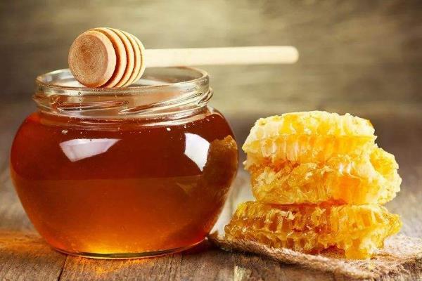 世界上唯一不会变质的食物:蜂蜜(尘封3千年仍可食用)