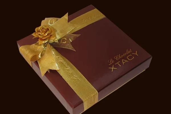 世界上最贵的巧克力块:一块价值104万(赠送钻石项链)