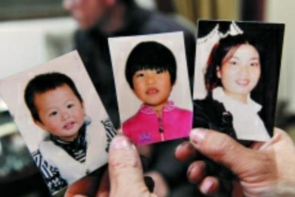 4·13湖南衡阳杀人案:12岁少年杀3名亲人(拿钱直奔网吧)