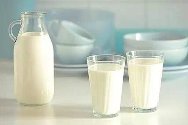 过期的牛奶有什么用 用来洗脸可以软化角质保持水润肌