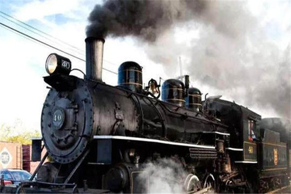 蒸汽机的发明者是谁人：丹尼斯打造第一台蒸汽机（1679年）