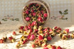 玫瑰花茶的功效与作用：对美容养颜有奇效(可以减肥瘦身)