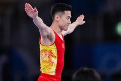 男子蹦床项目中国获银牌：董栋(四次征战奥运会)