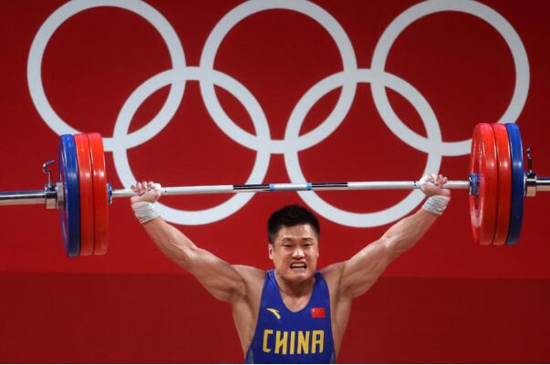 第21金：吕小军获得男子举重81公斤级金牌(创奥运记录)