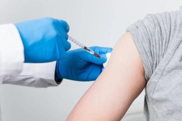 打了新冠疫苗可以打HPV吗：不建议(至少2周后接种)