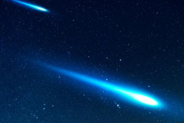 流星雨是怎么形成的：行星和彗星碎片交互作用(天文现象)