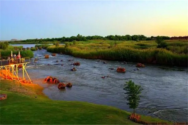 史上最恐怖的十条河：力拓河（河水为血红色）