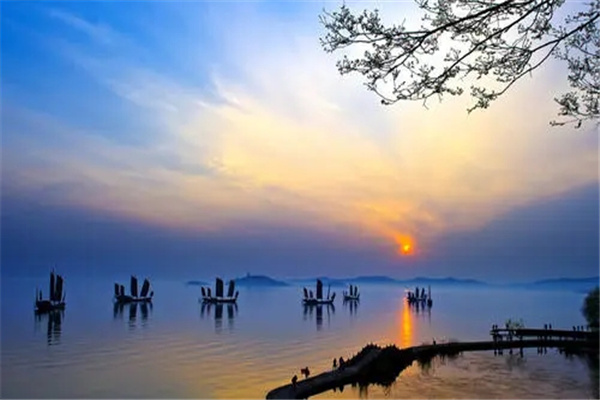 湖州市的湖指的是哪个地方：太湖（浙江省）