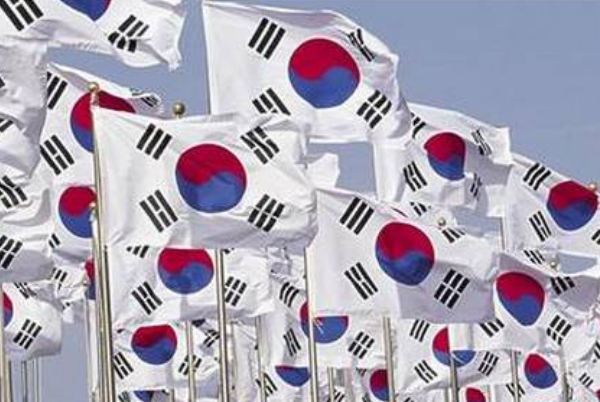 韩国国旗为什么用中国的八卦：中国帮忙设计(马建忠设计)