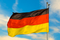 德国国旗三色的含义：红色象征鲜血(为自由牺牲者的鲜血)