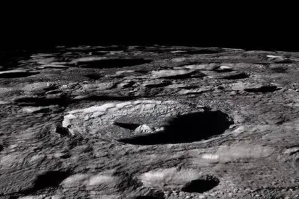 月球上面的坑叫什么：月坑(月坑是怎么产生的)