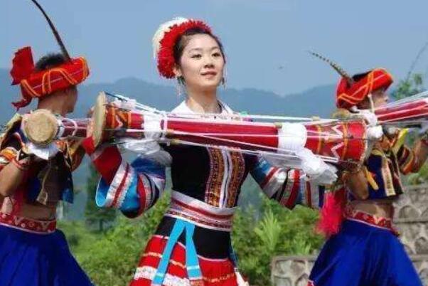 长鼓舞是哪个民族的舞蹈(瑶族和朝鲜族)