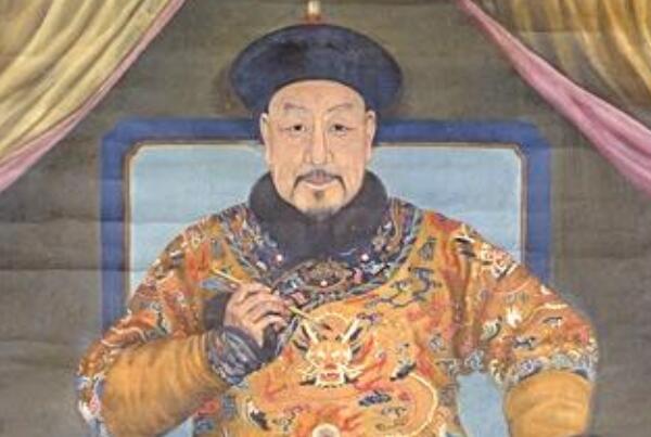清朝皇帝排名先后顺序：一共十二位(康熙在位时间最久)